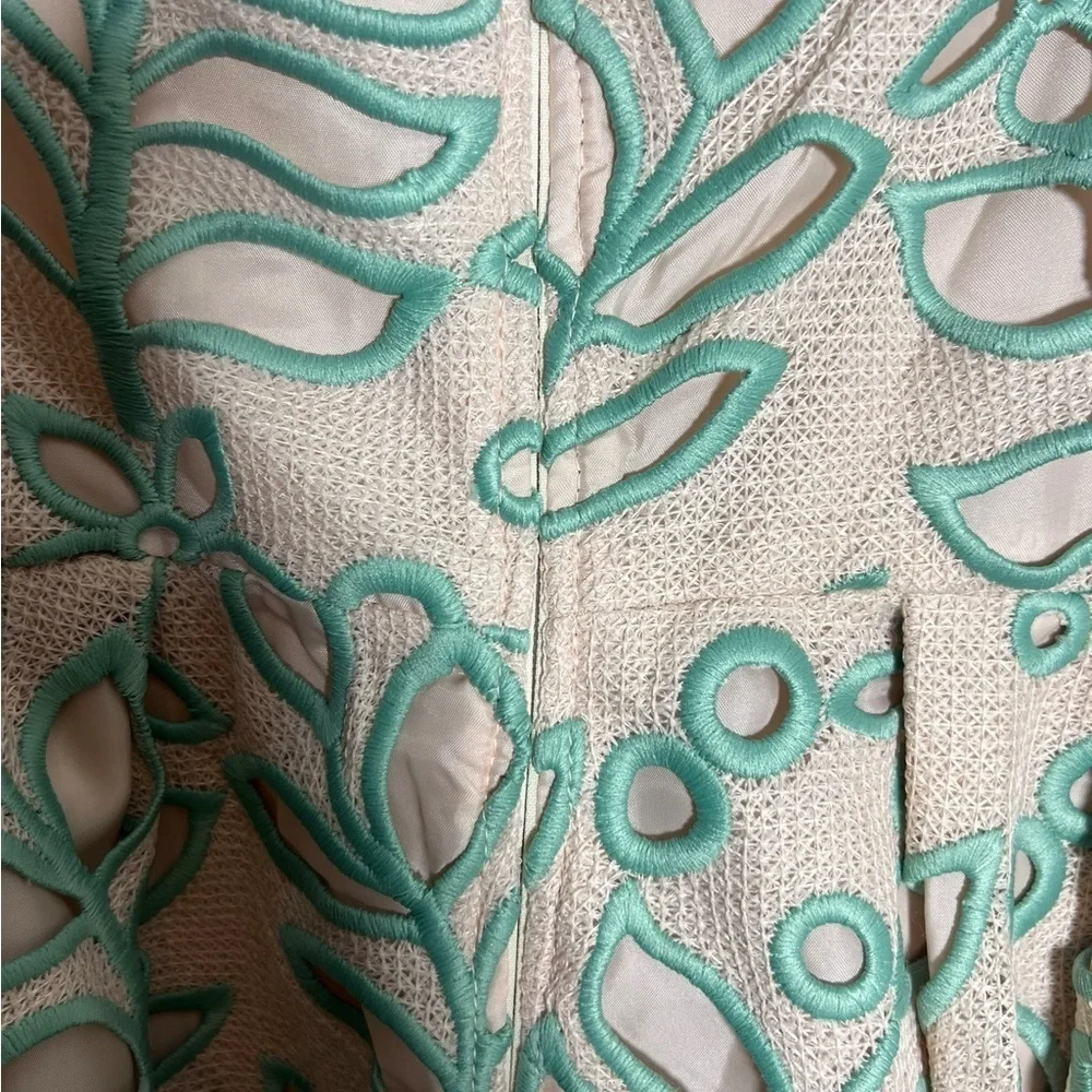 Topshop Green and Cream Lace Midi Dress - Size 12 - Picture 7 of 9
